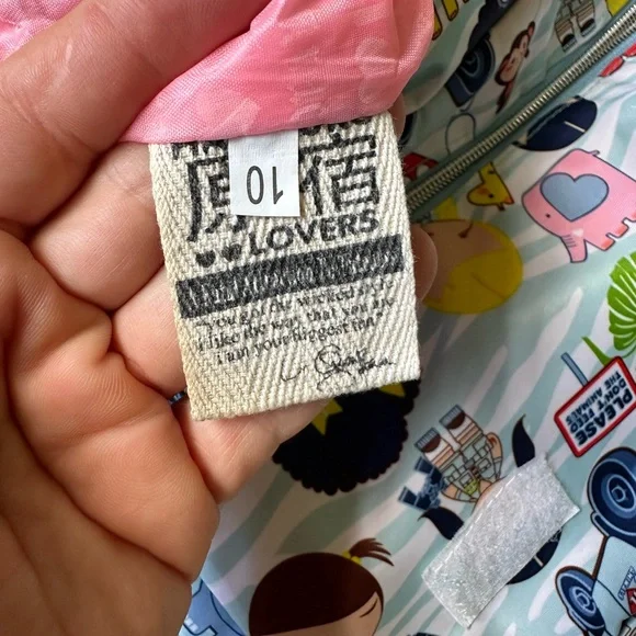 Harajuku Lovers Cartoon Print Bag with Pink Interior - Picture 6 of 8